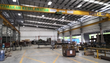 Senai Overhead Crane Detached Factory Big Power For Rent RWN-212 